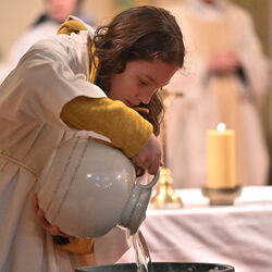 Osternachtsfeier mit Weihbischof Turnovszky